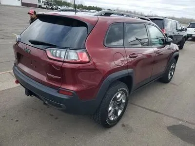 More photos of 2019 Jeep Cherokee TrailHawk Elite Sport Utility 4D at Lunde Auto Sales, MN