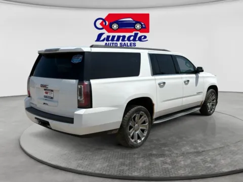 More photos of 2015 GMC Yukon XL SLE Sport Utility 4D at Lunde Auto Sales Center, MN