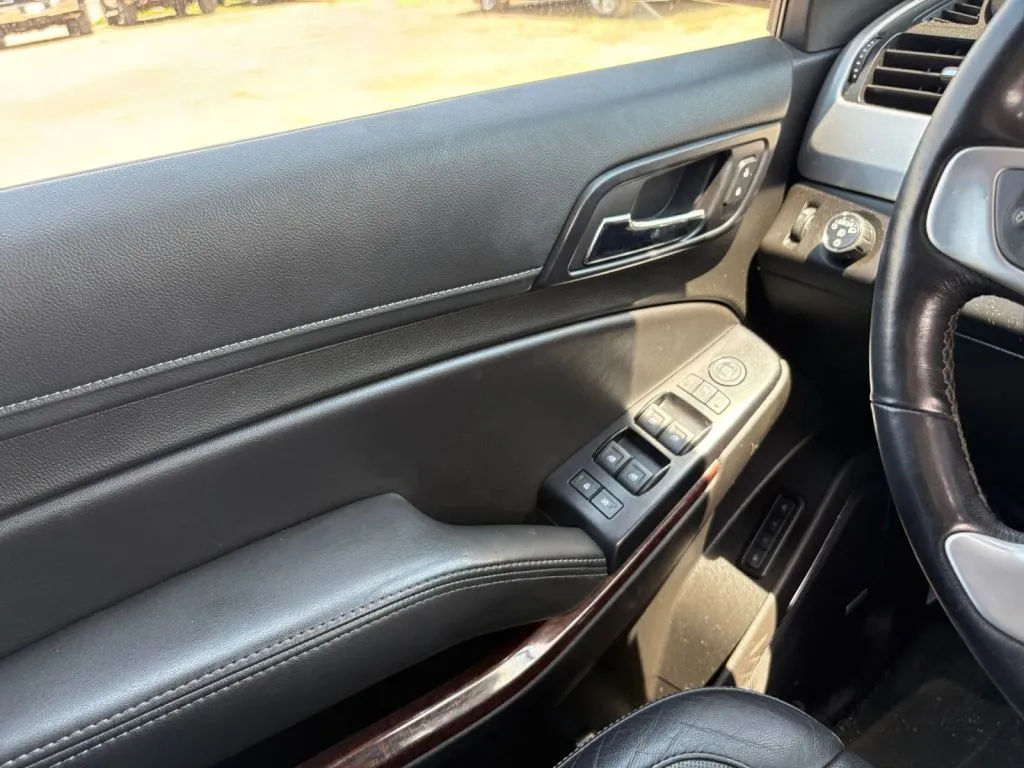 GMC Yukon photo 17