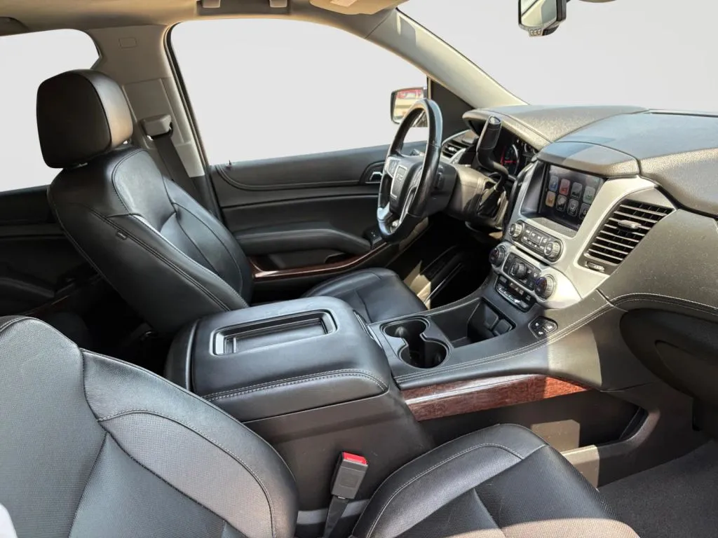 GMC Yukon photo 15