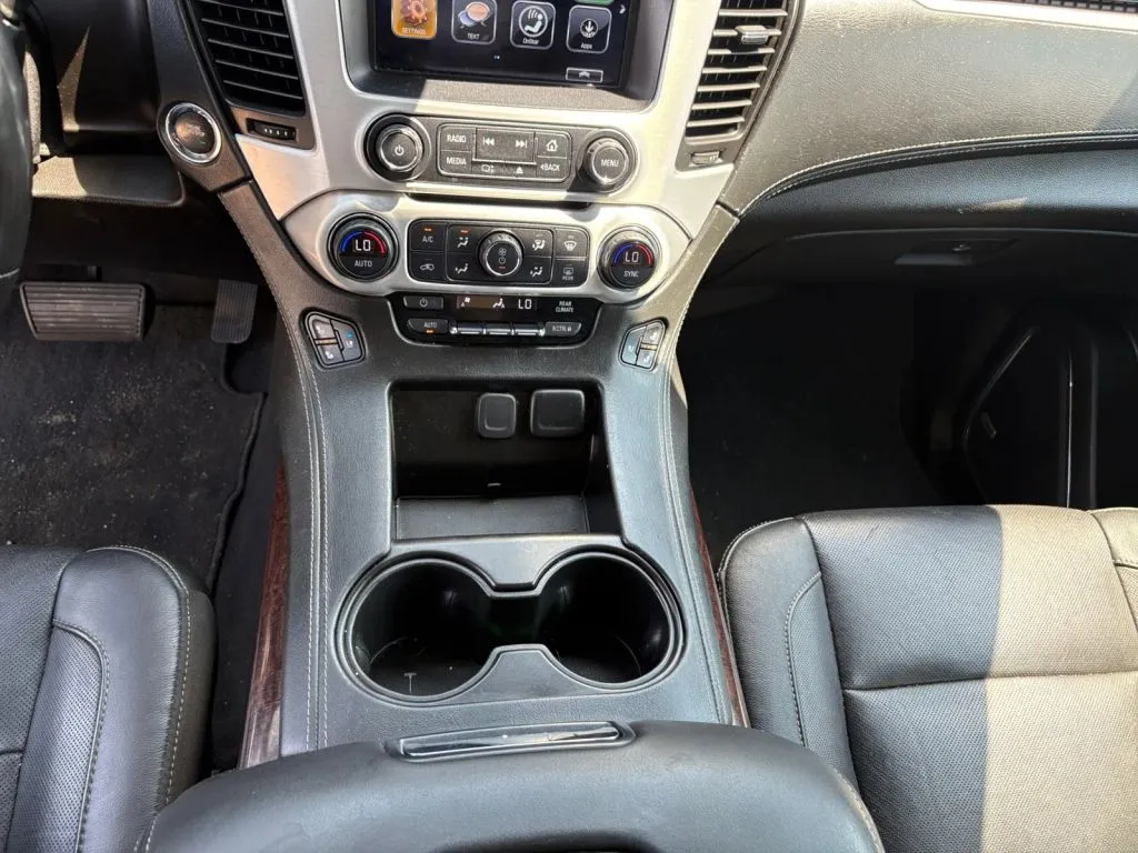 GMC Yukon photo 12