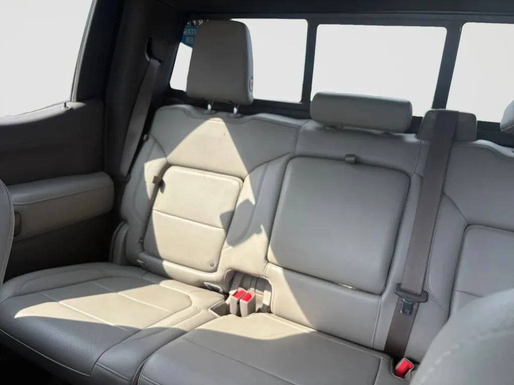 2019 GMC Sierra 1500 SLT - Photo 13
