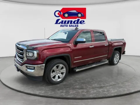 Red 2017 GMC Sierra 1500 Crew Cab SLT Pickup 4D 5 3/4 ft for sale in Wadena, MN