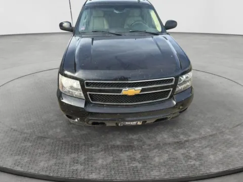 Photos of 2007 Chevrolet Avalanche LTZ Sport Utility Pickup 4D 5 1/4 ft for sale in Wadena, MN at Lunde Auto Sales