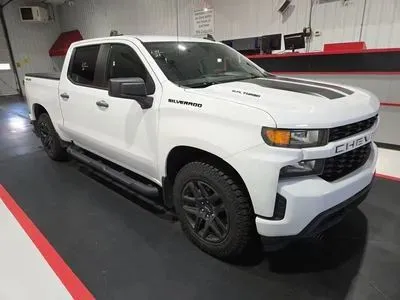 Photos of 2021 Chevrolet Silverado 1500 Crew Cab Custom Pickup 4D 5 3/4 ft for sale in Wadena, MN at Lunde Auto Sales
