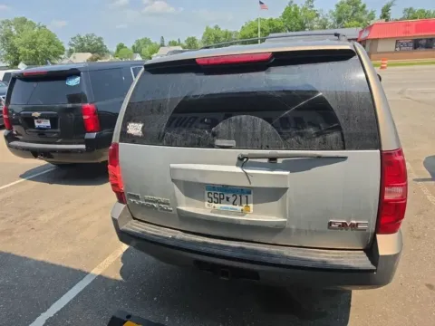More photos of 2007 Chevrolet Suburban 1500 LT Sport Utility 4D at Lunde Auto Sales, MN