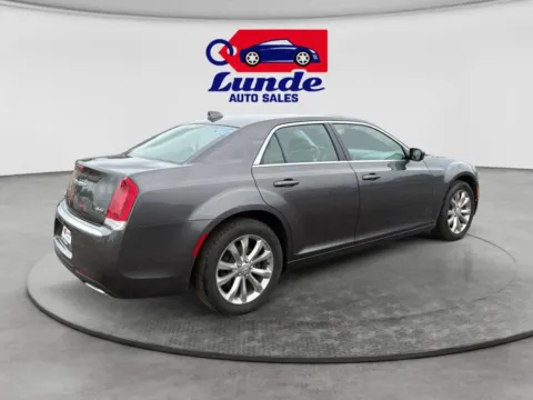 More photos of 2020 Chrysler 300 Touring Sedan 4D at Lunde Auto Sales, MN