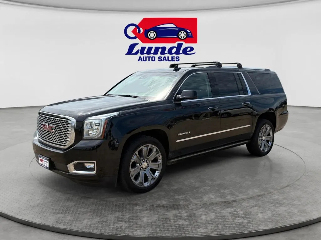 Black 2016 GMC Yukon XL Denali Sport Utility 4D for sale in Wadena, MN