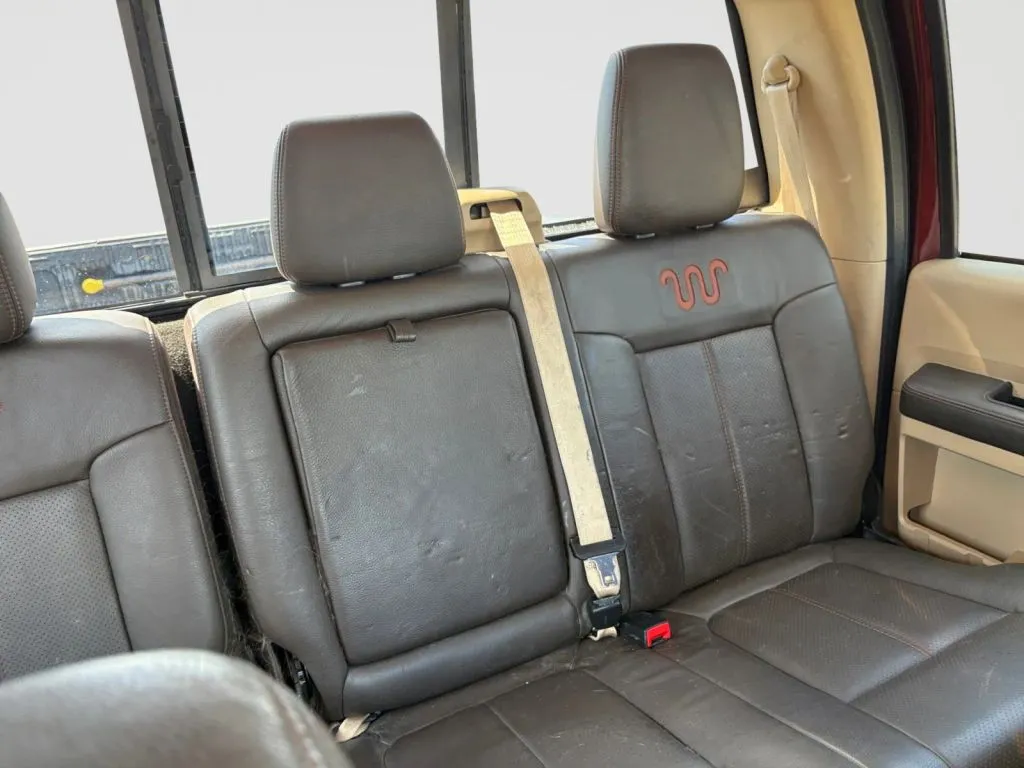 Ford F-250 photo 18
