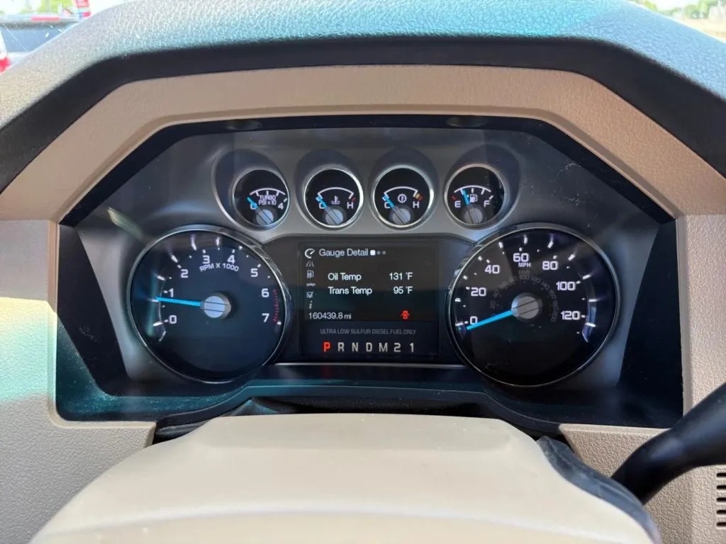 Ford F-250 photo 16