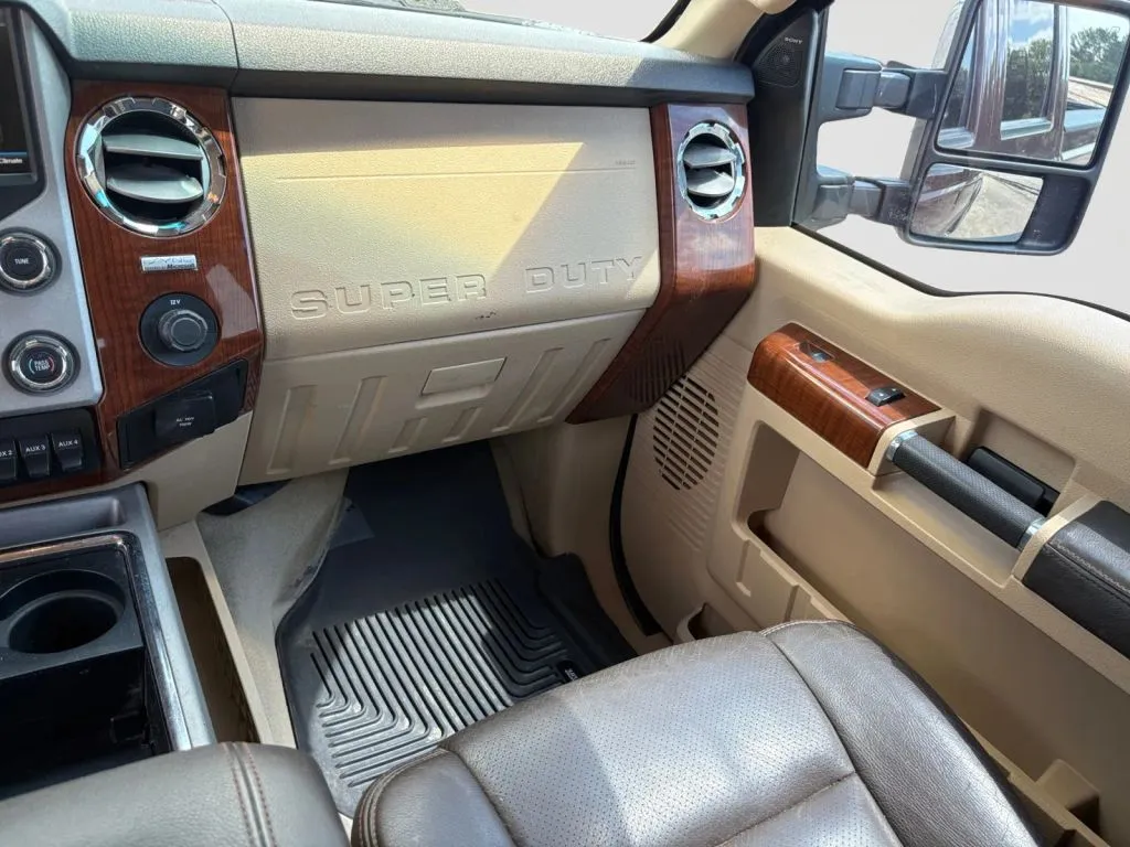 Ford F-250 photo 14
