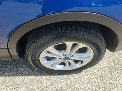 More photos of 2018 Ford Escape SE Sport Utility 4D at Lunde Auto Sales, MN