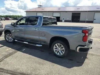 More photos of 2020 Chevrolet Silverado 1500 Crew Cab LTZ Pickup 4D 6 1/2 ft at Lunde Auto Sales Center, MN