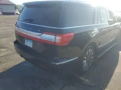 Another view of 2018 Lincoln Navigator L Select Sport Utility 4D for sale in Wadena, MN at Lunde Auto Sales