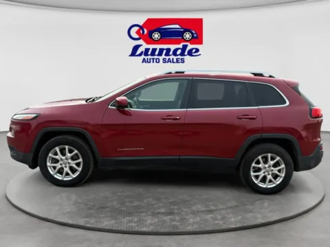 Photos of 2014 Jeep Cherokee Latitude Sport Utility 4D for sale in Wadena, MN at Lunde Auto Sales Center