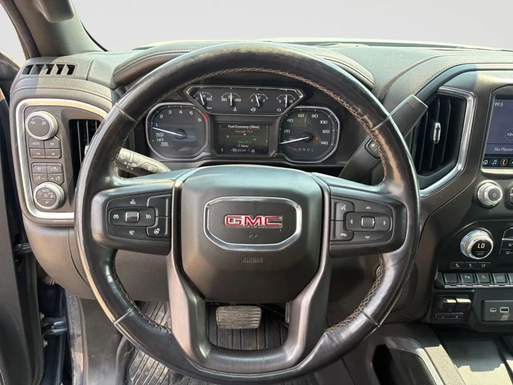 GMC Sierra photo 11