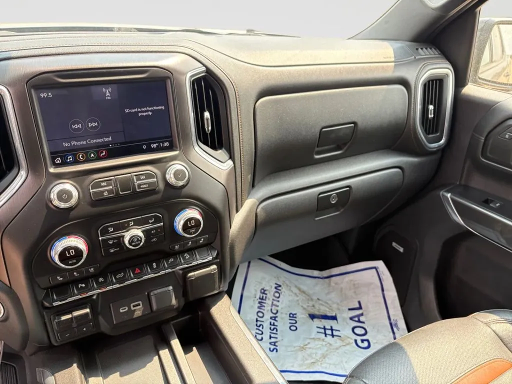 GMC Sierra photo 14