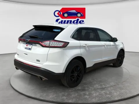 More photos of 2017 Ford Edge SEL Sport Utility 4D at Lunde Auto Sales Center, MN