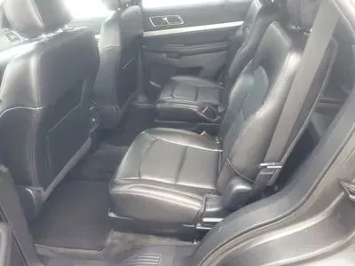 More photos of 2017 Ford Explorer XLT Sport Utility 4D at Lunde Auto Sales Center, MN