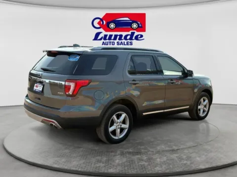 More photos of 2017 Ford Explorer XLT Sport Utility 4D at Lunde Auto Sales Center, MN