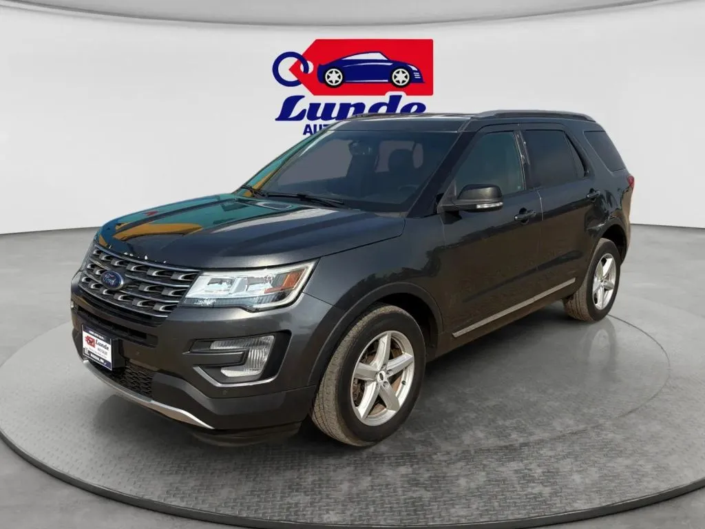 Gray 2017 Ford Explorer XLT Sport Utility 4D for sale in Wadena, MN