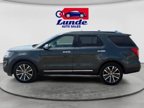 Photos of 2016 Ford Explorer Platinum Sport Utility 4D for sale in Wadena, MN at Lunde Auto Sales Center