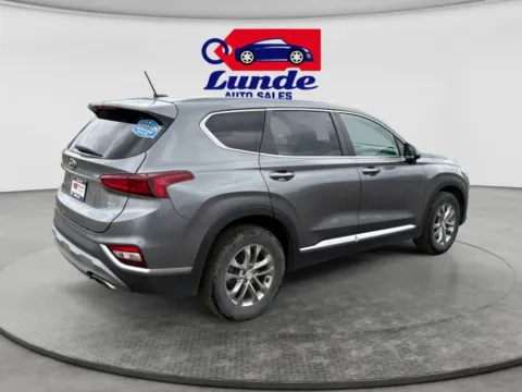 More photos of 2019 Hyundai Santa Fe 2.4 SE Sport Utility 4D at Lunde Auto Sales Center, MN