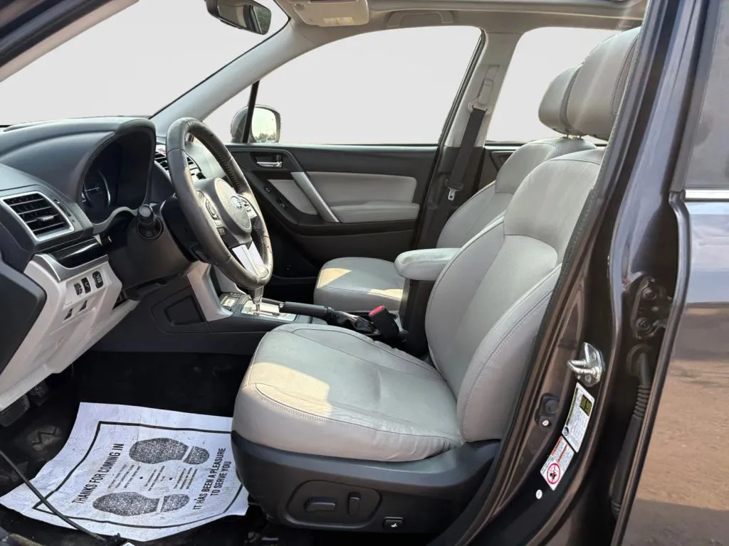 Subaru Forester photo 10