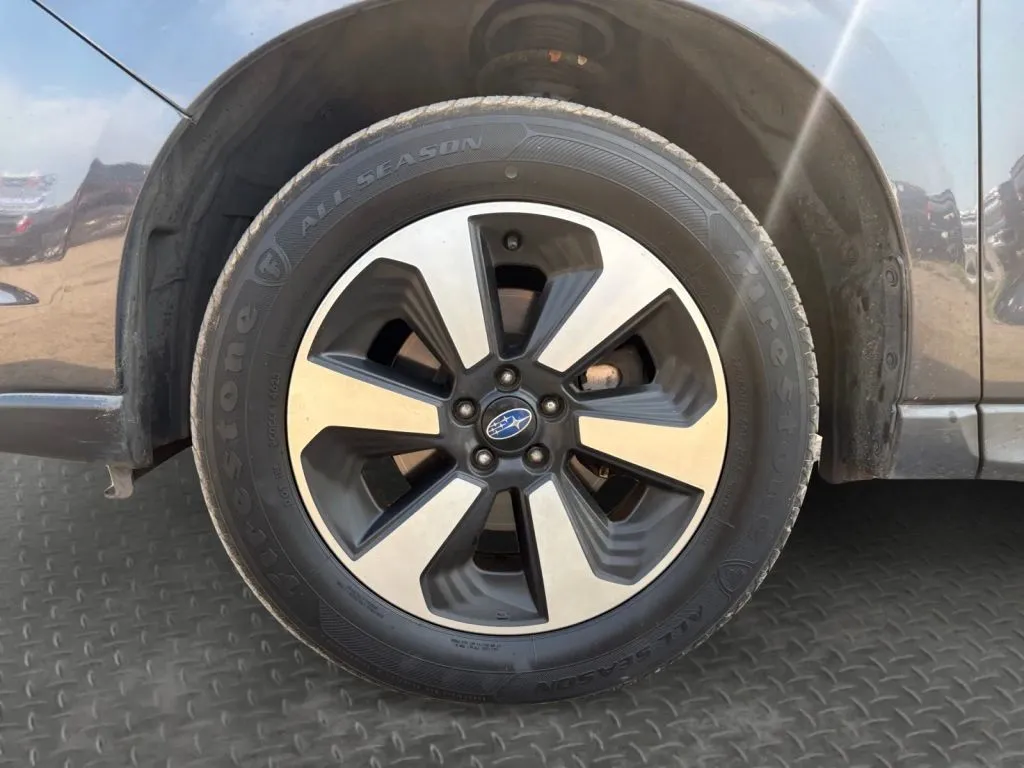 Subaru Forester photo 9