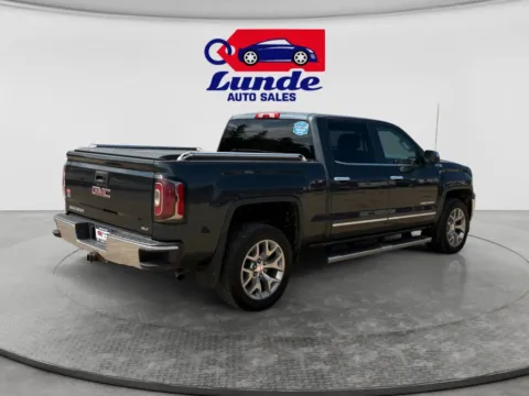 More photos of 2018 GMC Sierra 1500 Crew Cab SLT Pickup 4D 5 3/4 ft at Lunde Auto Sales Center, MN