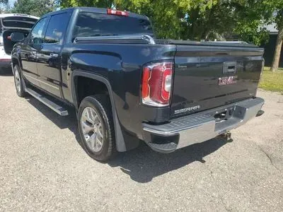 More photos of 2018 GMC Sierra 1500 Crew Cab SLT Pickup 4D 5 3/4 ft at Lunde Auto Sales Center, MN