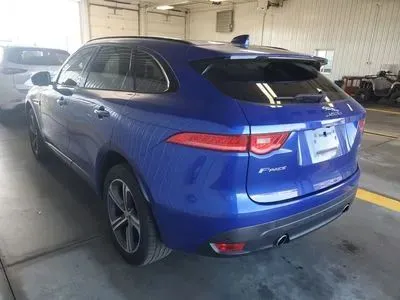 More photos of 2018 Jaguar F-PACE 35t R-Sport SUV 4D at Lunde Auto Sales Center, MN