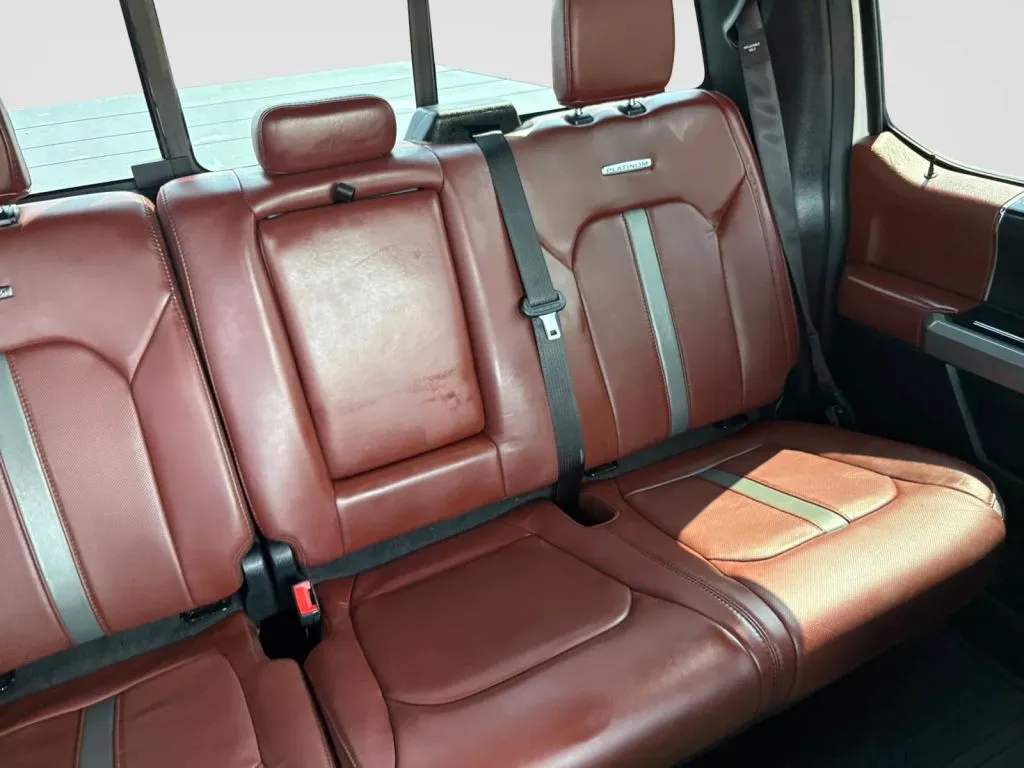 Ford F-150 photo 18