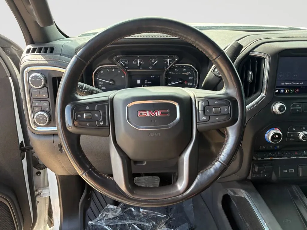 GMC Sierra photo 11