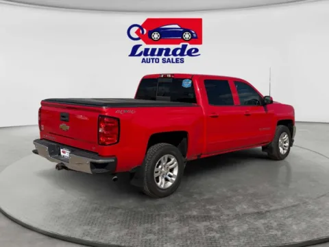 More photos of 2017 Chevrolet Silverado 1500 Crew Cab LT Pickup 4D 5 3/4 ft at Lunde Auto Sales Center, MN