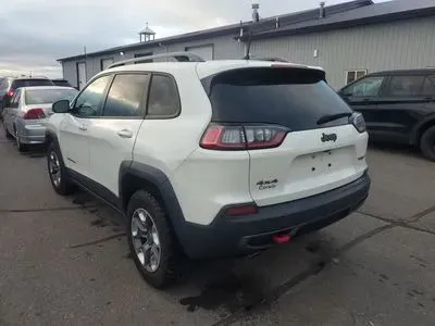 More photos of 2019 Jeep Cherokee TrailHawk Sport Utility 4D at Lunde Auto Sales Center, MN