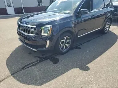 Photos of 2020 Kia Telluride EX Sport Utility 4D for sale in Wadena, MN at Lunde Auto Sales Center