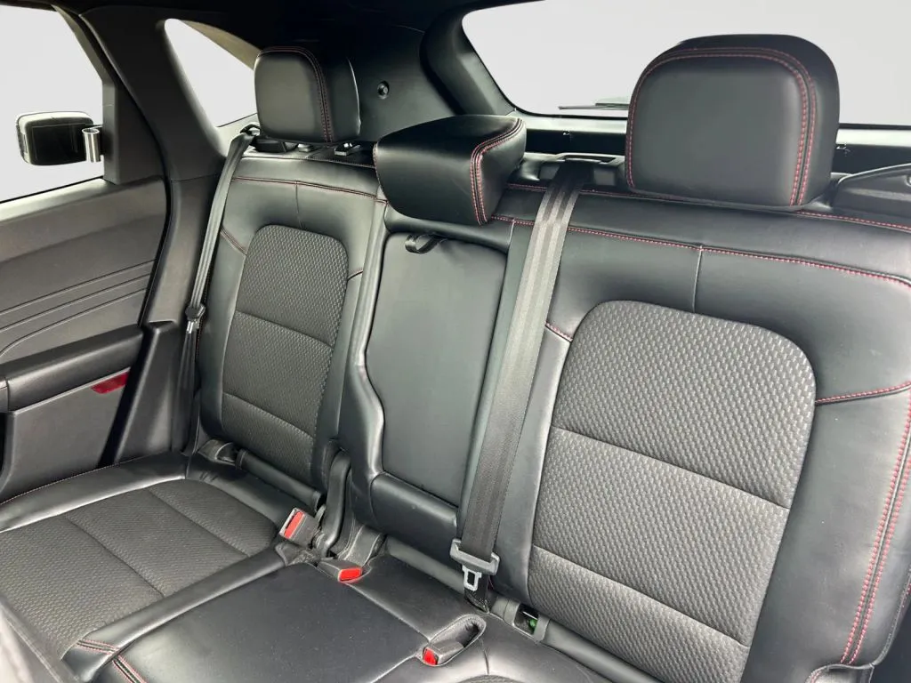 Ford Escape photo 13