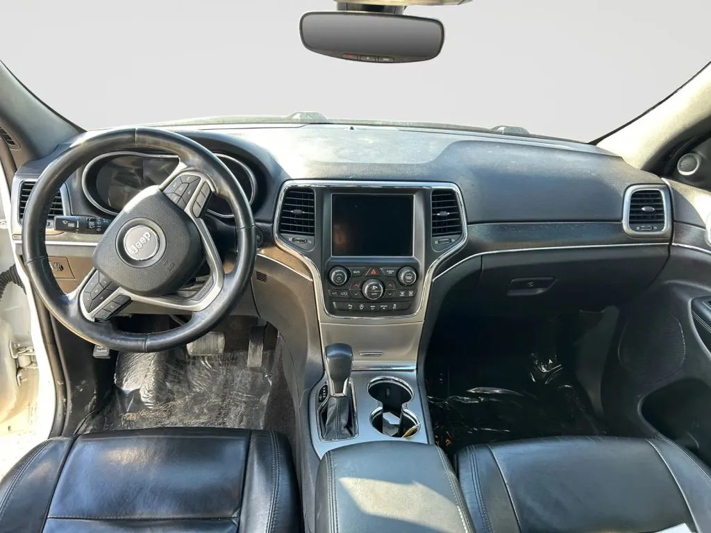 Jeep Grand Cherokee photo 14