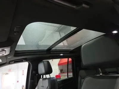 GMC Yukon XL photo 6