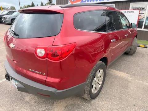 More photos of 2012 Chevrolet Traverse LT Sport Utility 4D at Lunde Auto Sales Center, MN