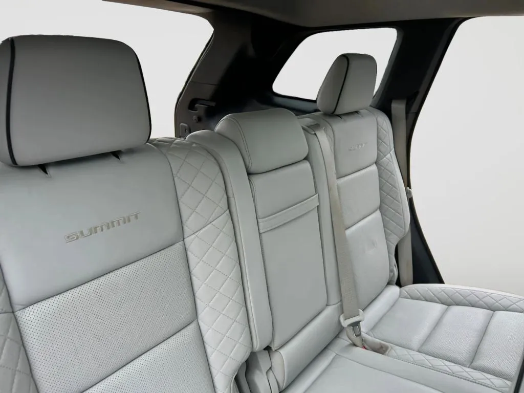 Jeep Grand Cherokee photo 18