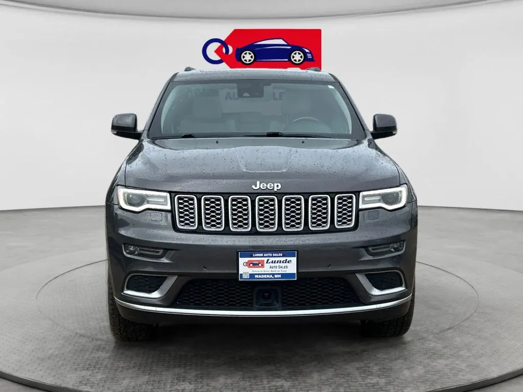Jeep Grand Cherokee photo 8