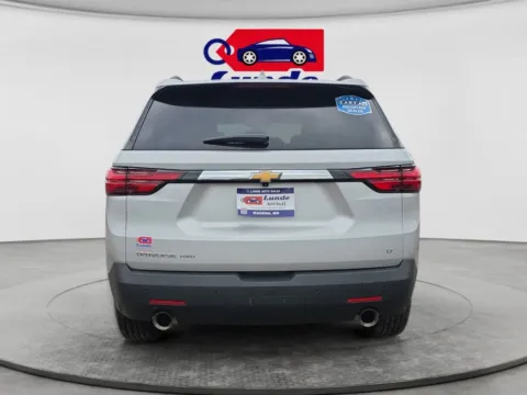 More photos of 2022 Chevrolet Traverse LT Sport Utility 4D at Lunde Auto Sales Center, MN