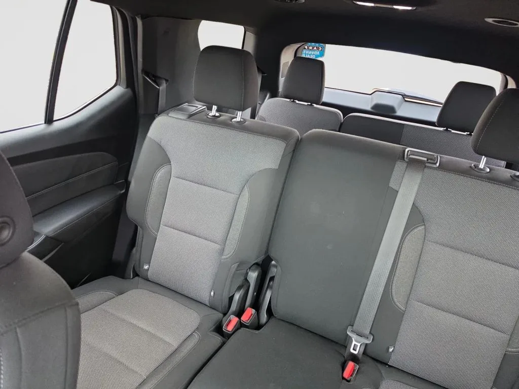 Chevrolet Traverse photo 13