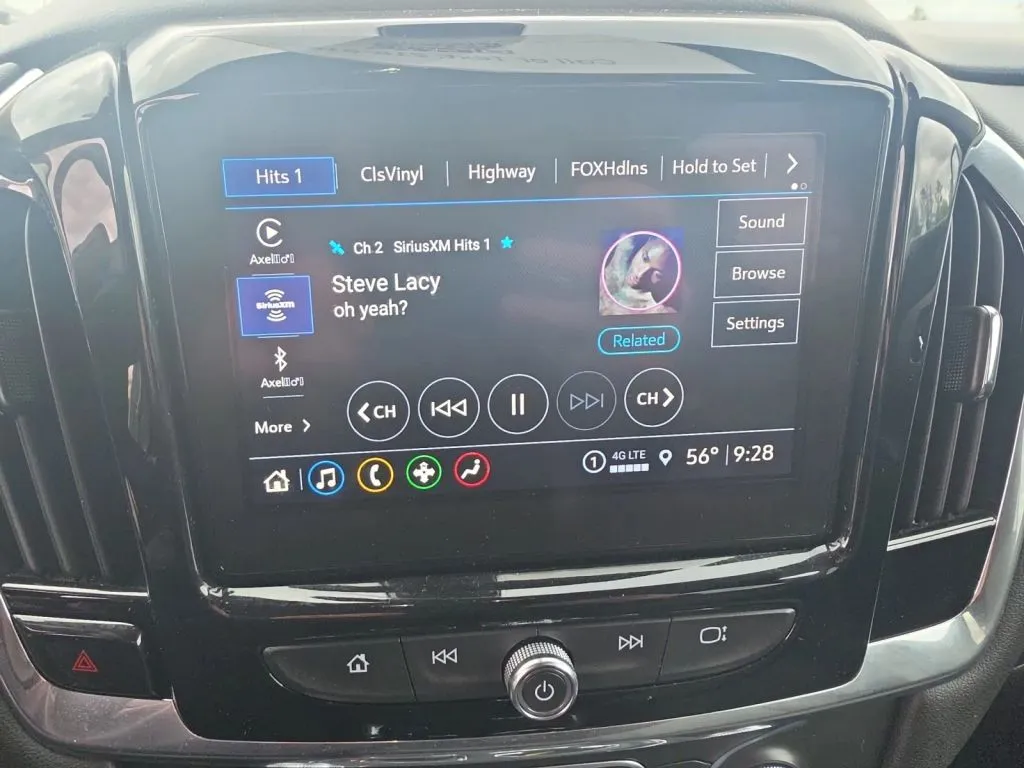 Chevrolet Traverse photo 25