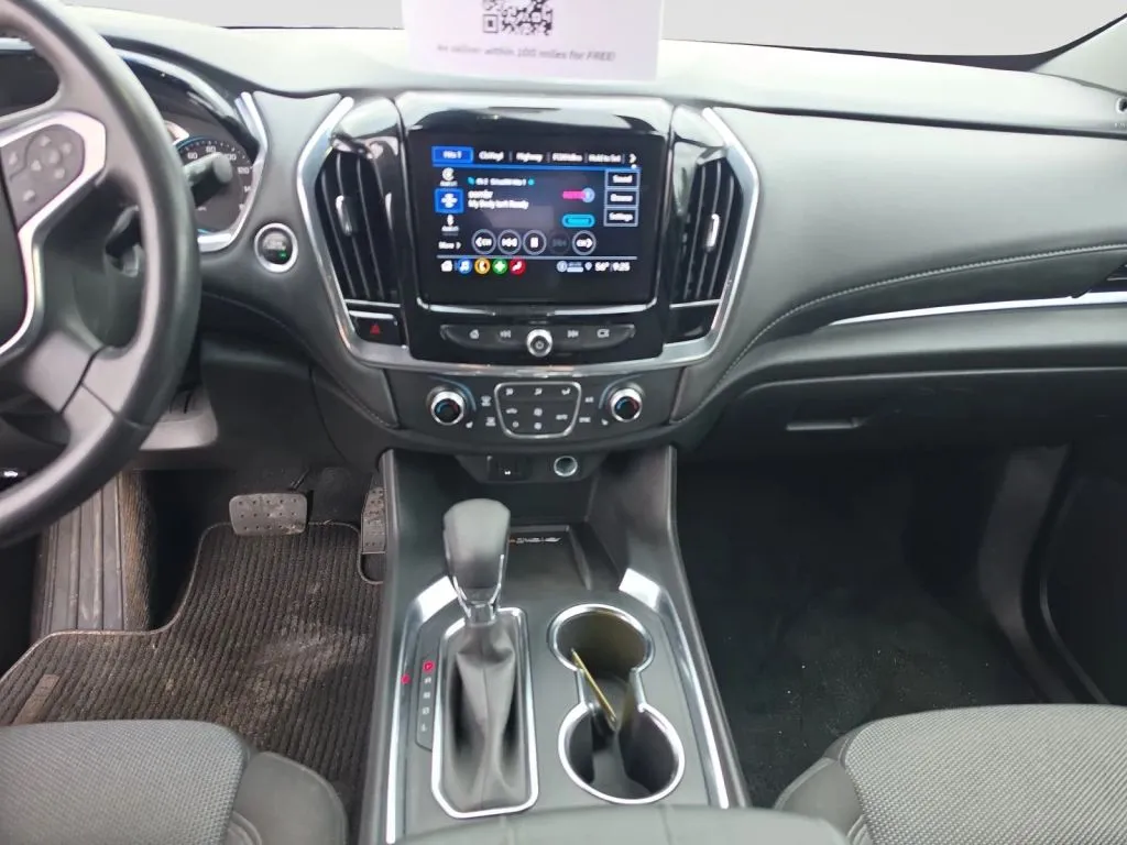 Chevrolet Traverse photo 14