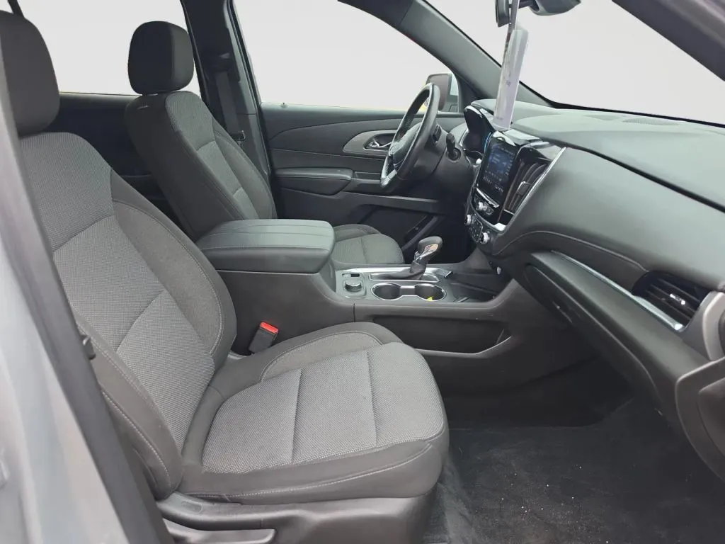 Chevrolet Traverse photo 15