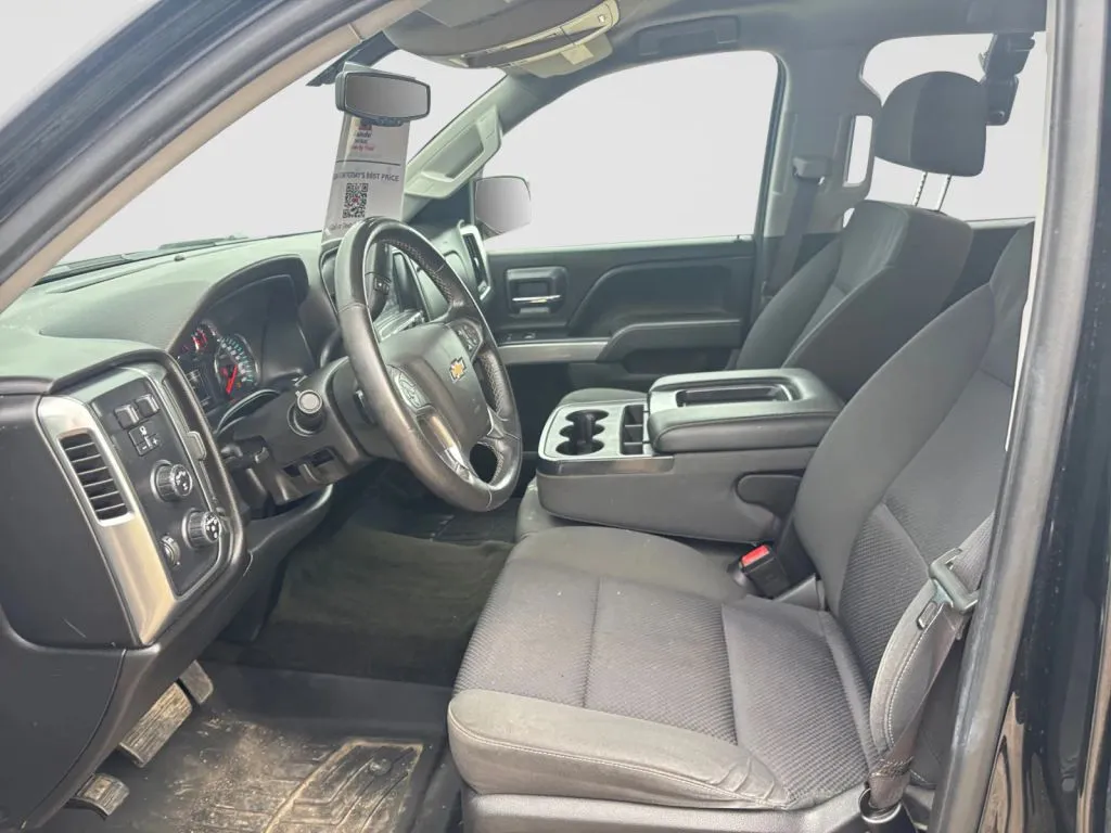 Chevrolet Silverado photo 10