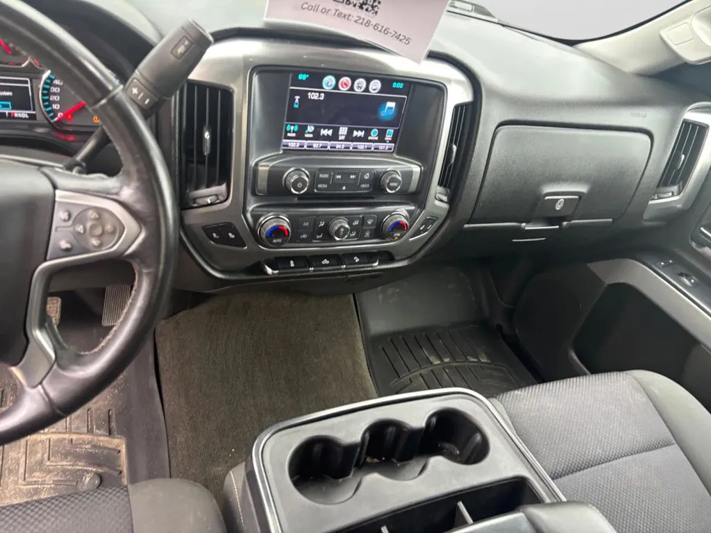 Chevrolet Silverado photo 12